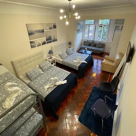 Blue Bairro Πανσιόν